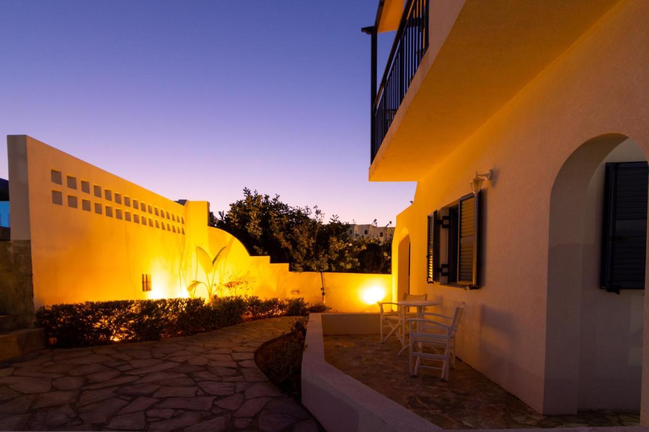 Okirroi Villas Chersonissos Exteriör bild